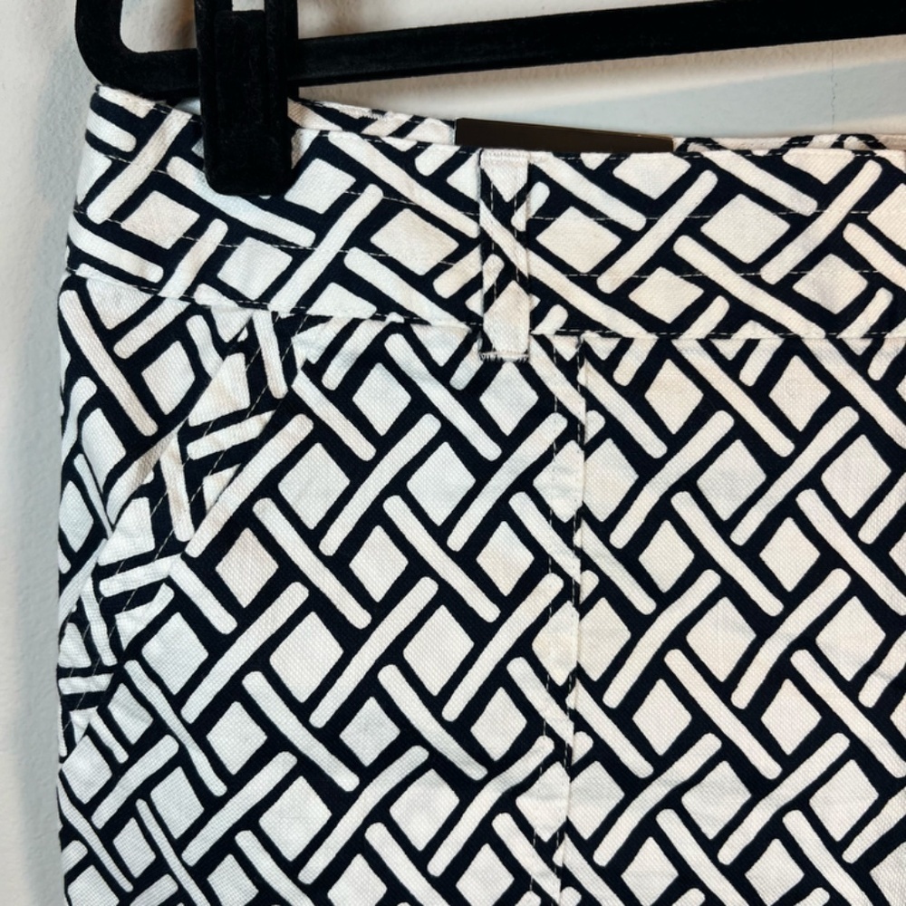 Banana Republic 4.5" Cotton Geometric Print Shorts Black White Coastal NEW Sz 12 - Picture 3 of 12